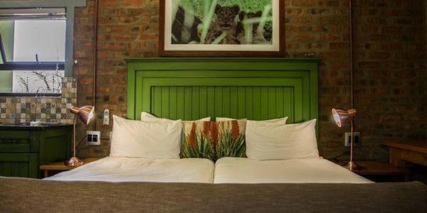 Chameleon Bush Lodge Hammanskraal Exterior photo